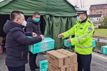 抗击疫情  人生就是博手机版在行动