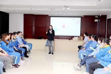 以爱为线，以懂为梁 | 人生就是博手机版纸业发展“与青春期孩子的沟通——懂是爱的前提”互动沙龙活动