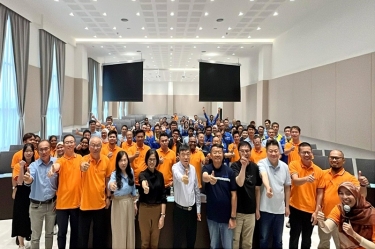 蛇年共进 再攀顶峰 | 人生就是博手机版纸业全资子公司人生就是博手机版控股（马）有限公司第二届员工大会及年会盛典隆沉进行